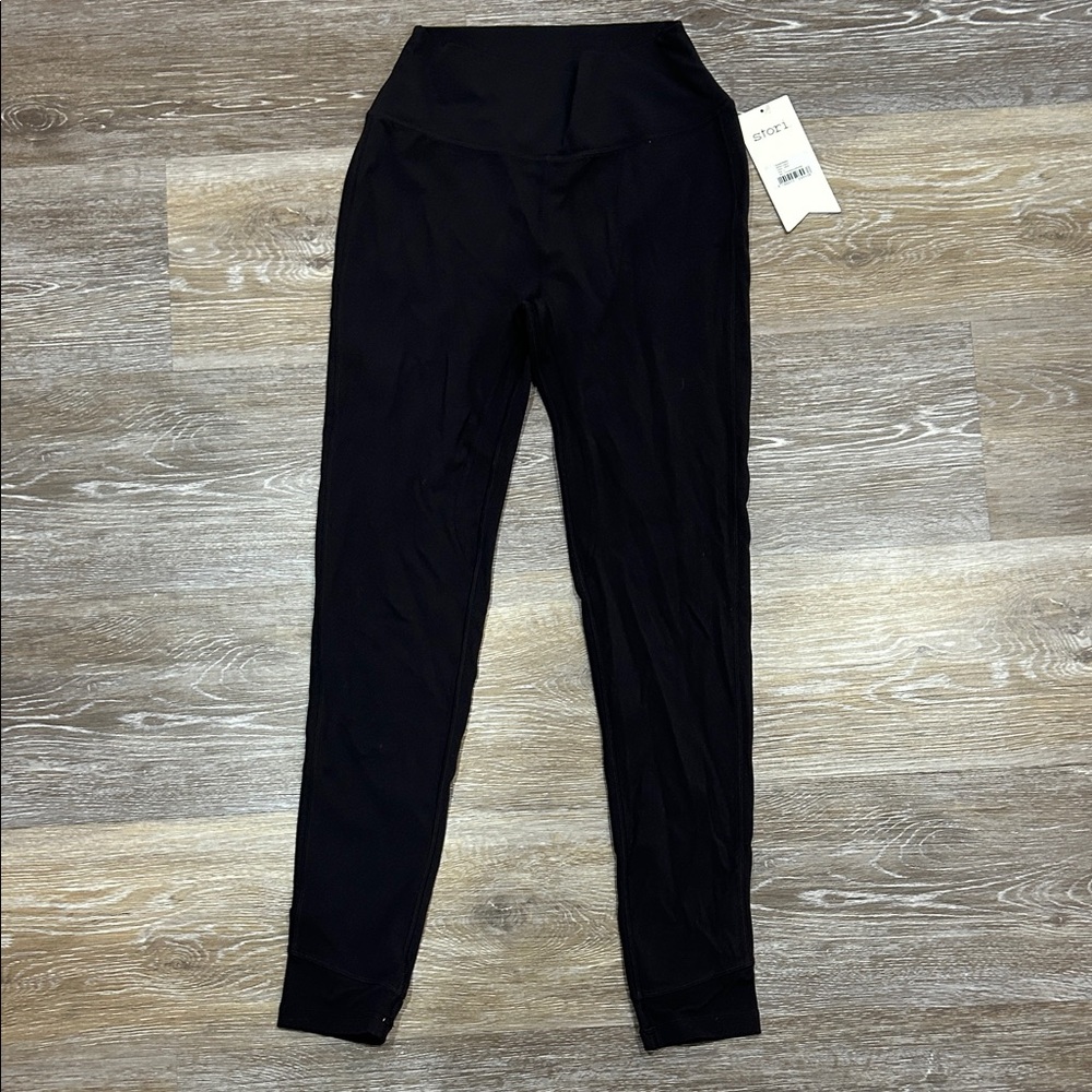 Stori Black Leggings (INTRO TIGHT COLOR ONYX)